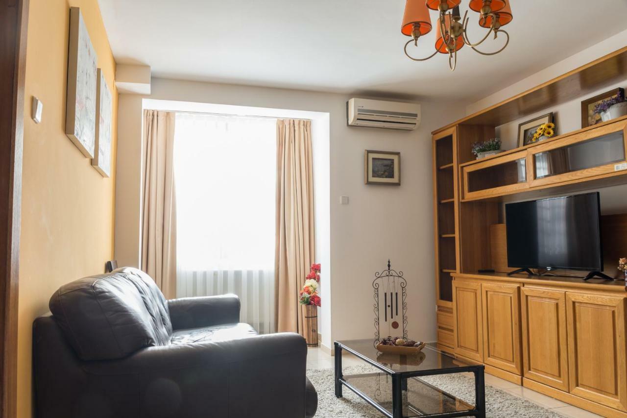 Maxxy Apartments Bucureşti Eksteriør bilde